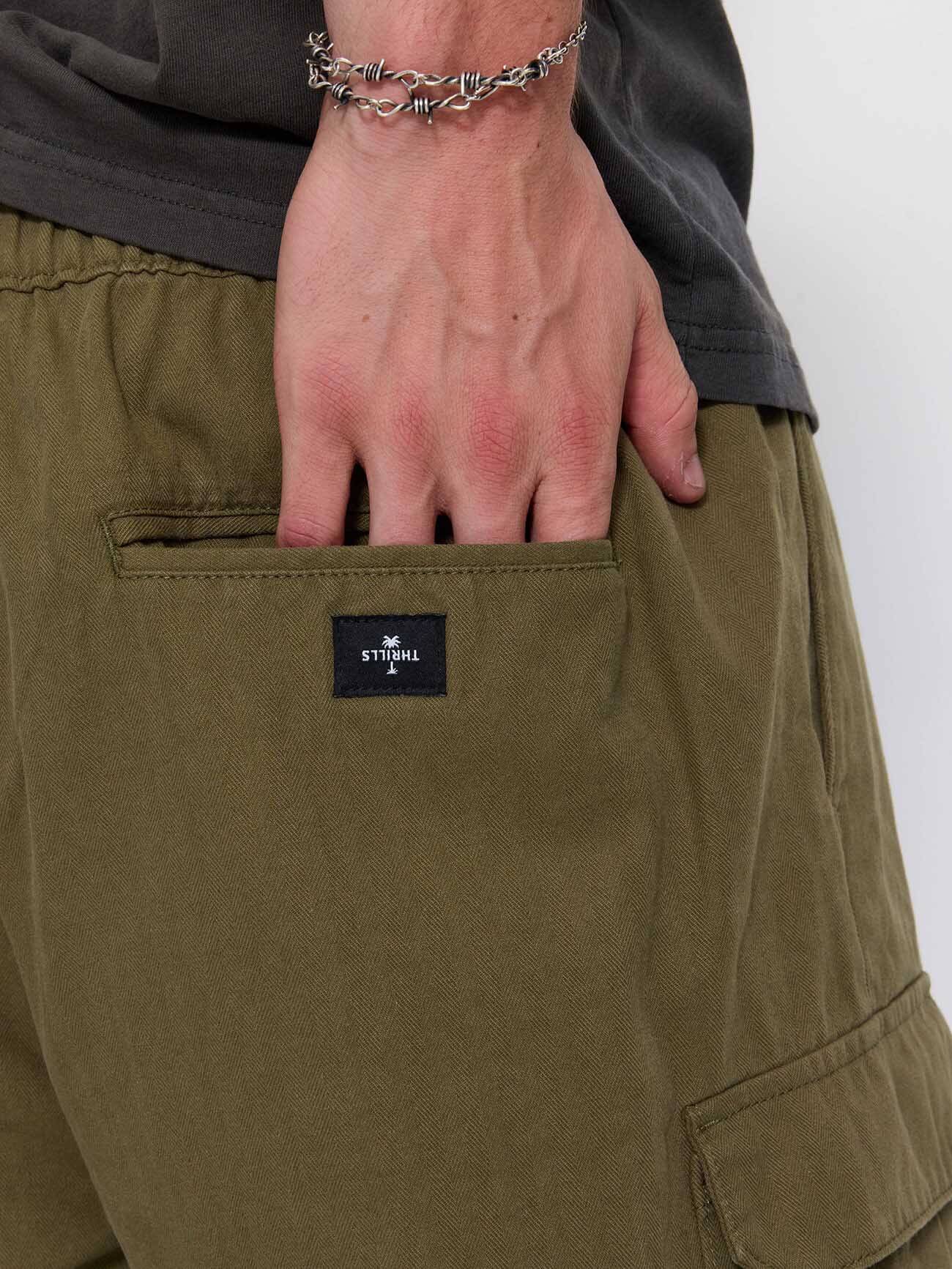 Bueno Elastic Cargo Short - Military Green 26