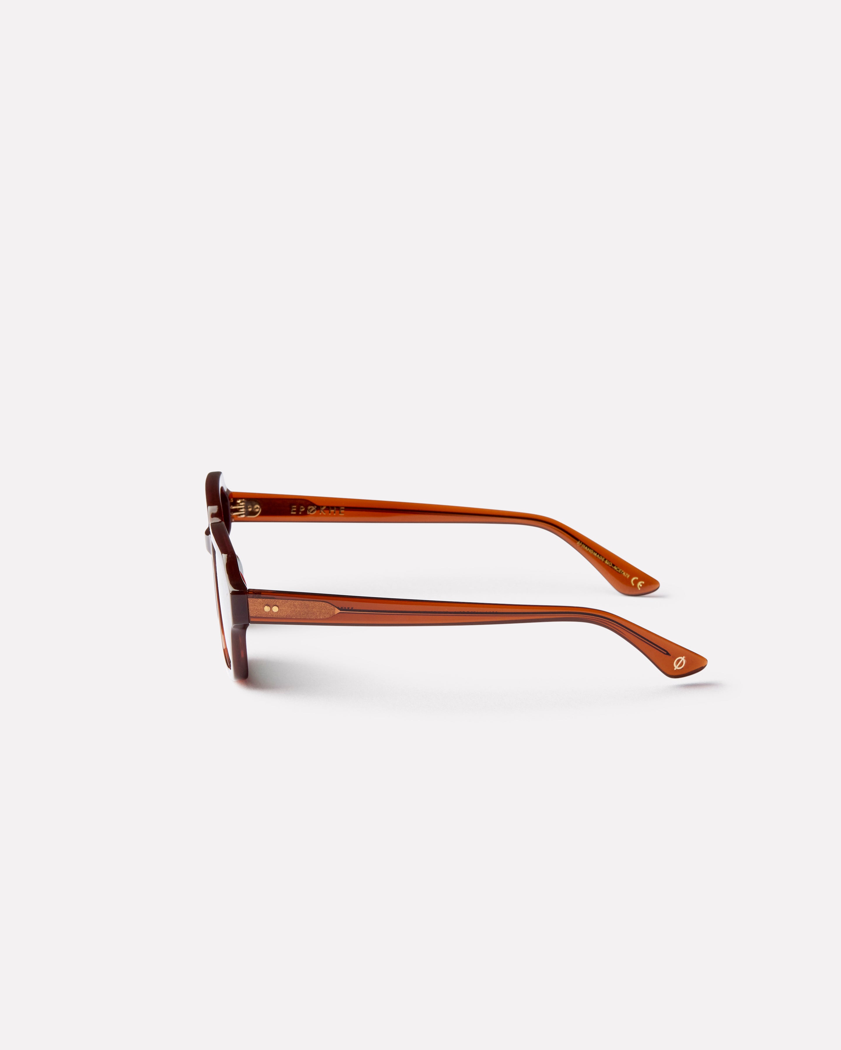 EPOKHE Stereo - Maple Polished / Brown