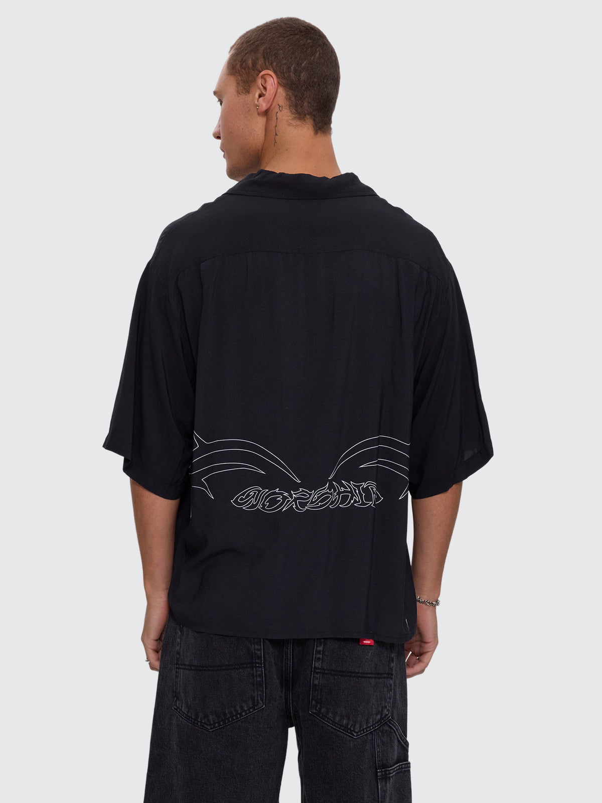 Wahpah Cropped Bowling Shirt - Black