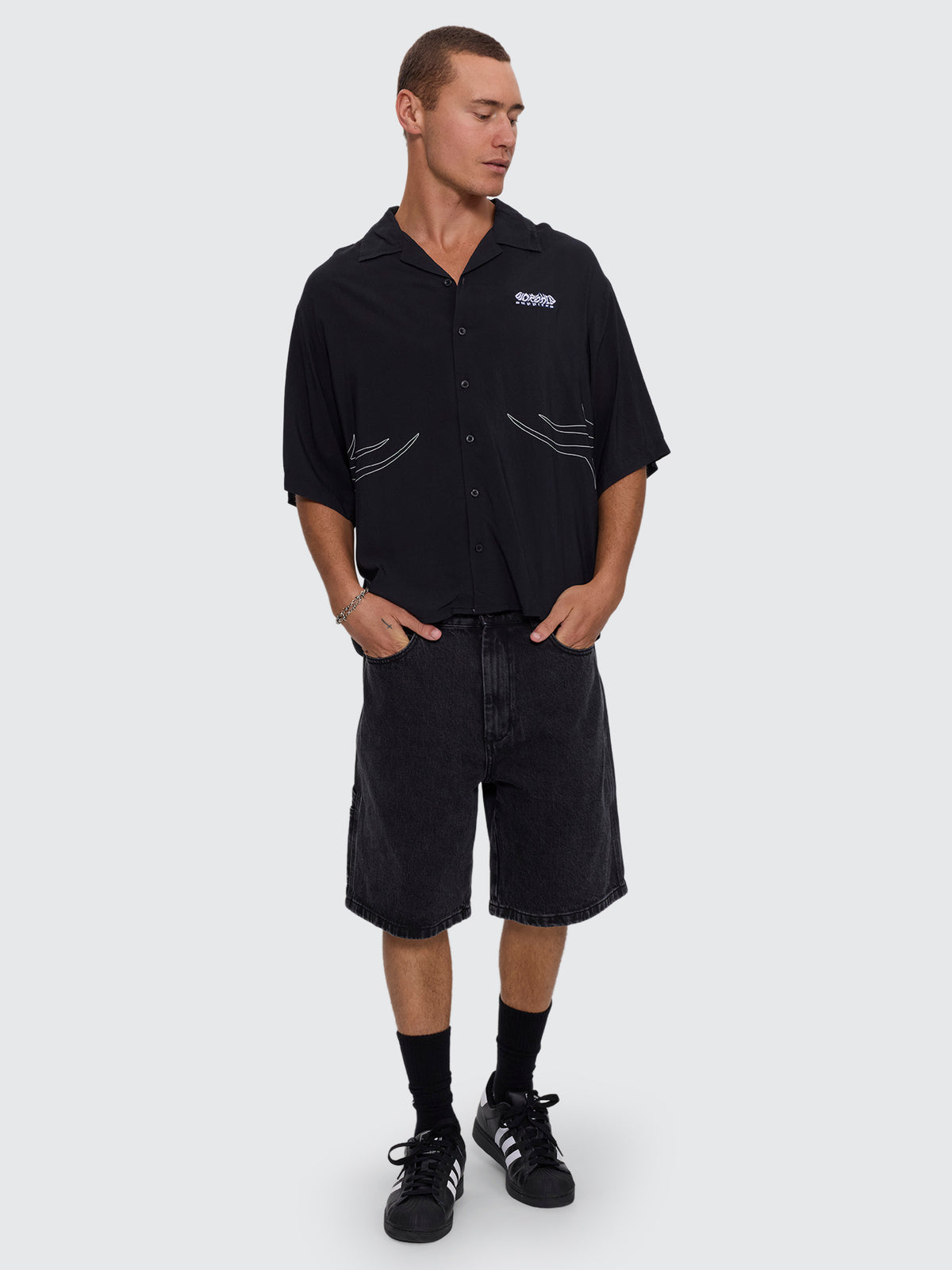 Wahpah Cropped Bowling Shirt - Black