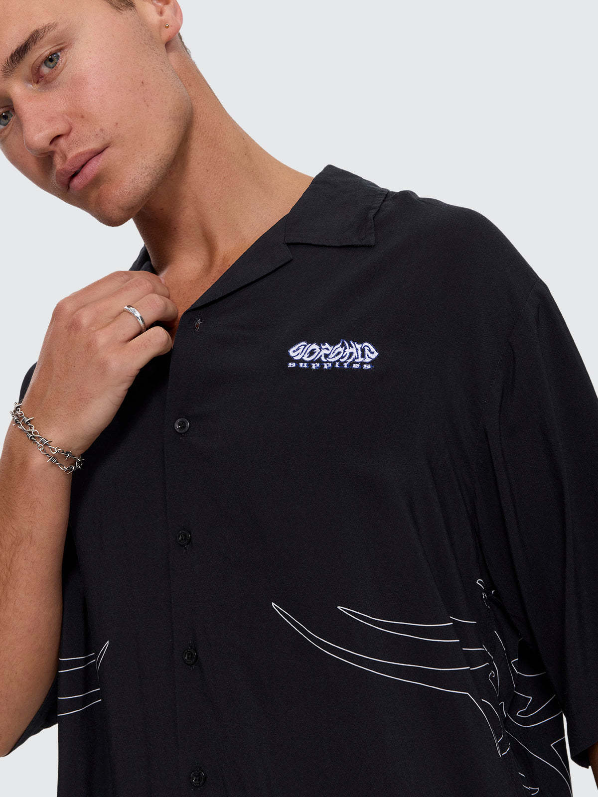 Wahpah Cropped Bowling Shirt - Black