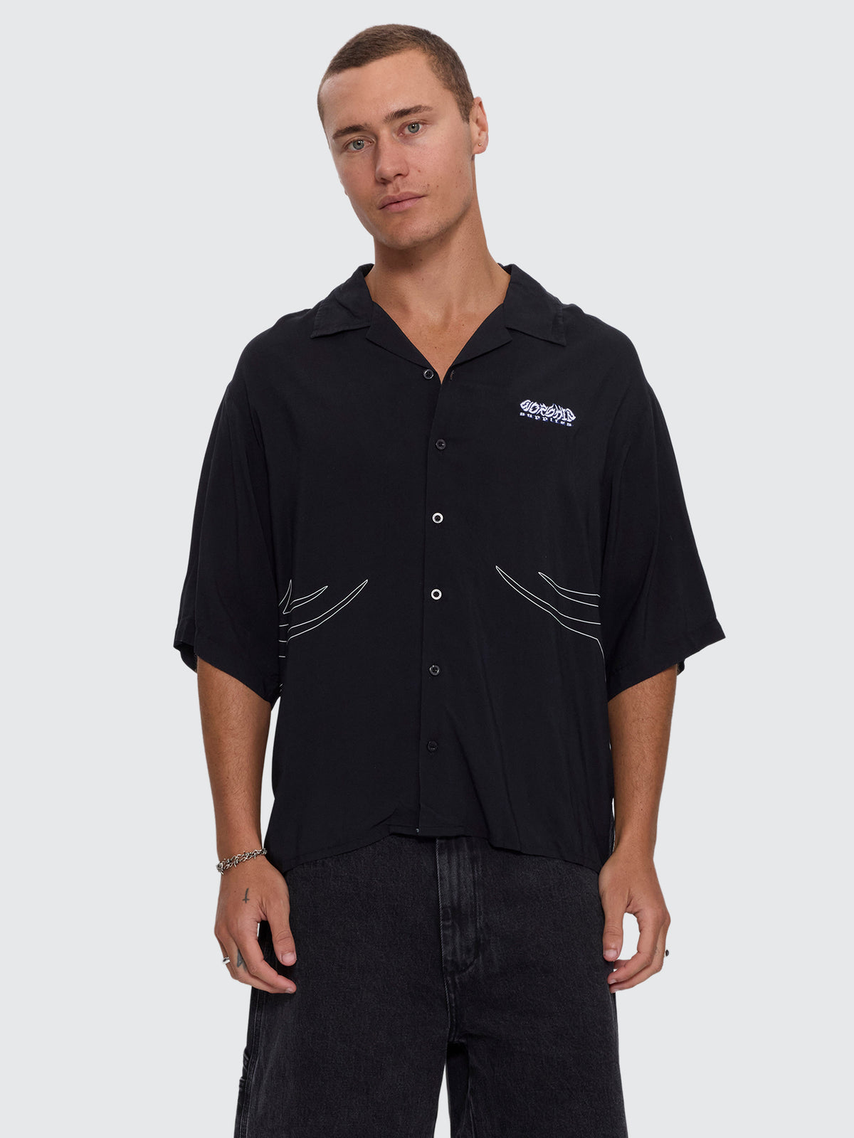 Wahpah Cropped Bowling Shirt - Black