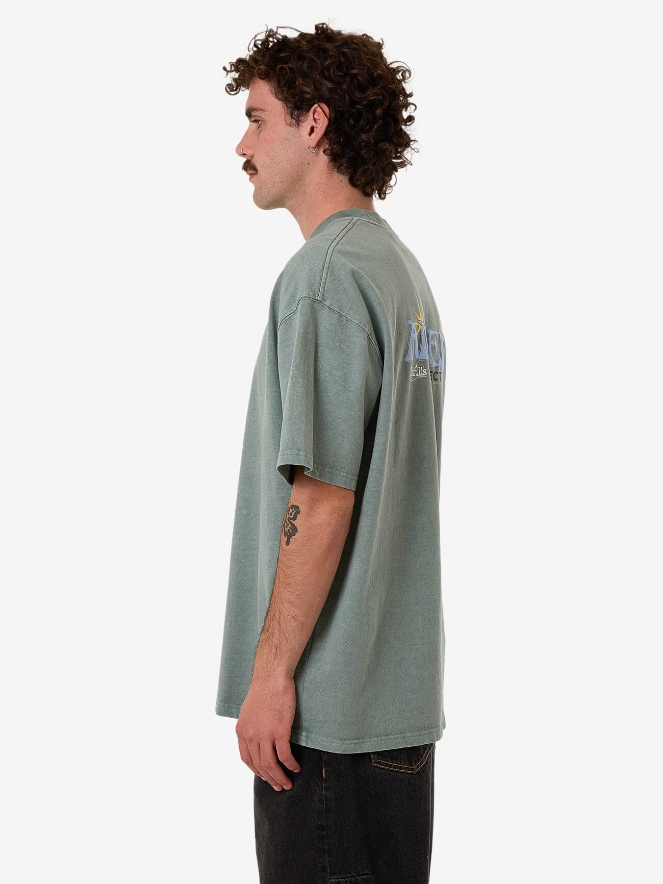 Ambient Connections Box Fit Oversize Tee - Chinois Green XS