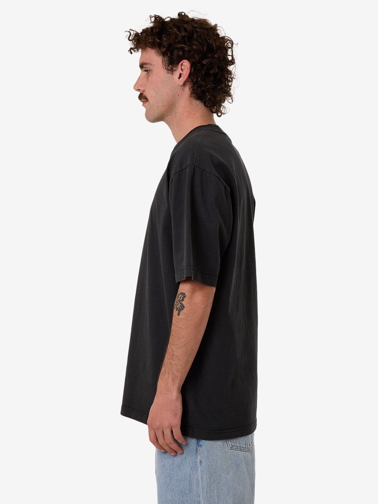 Behind It All Oversize Fit Tee - Pirate Black XS