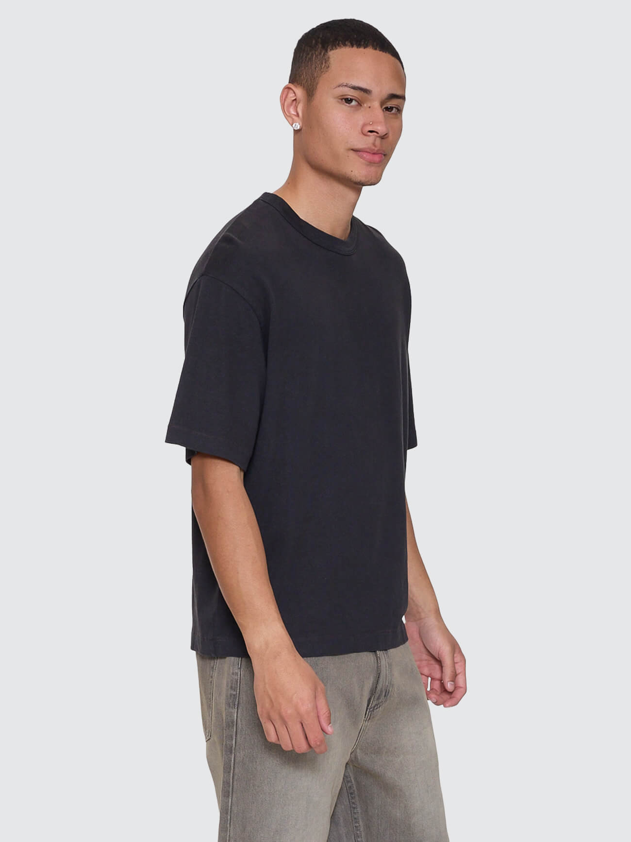 Hemp Thrills Contrast Stitch Box Fit Oversize Cropped Tee - Black - Brown XS