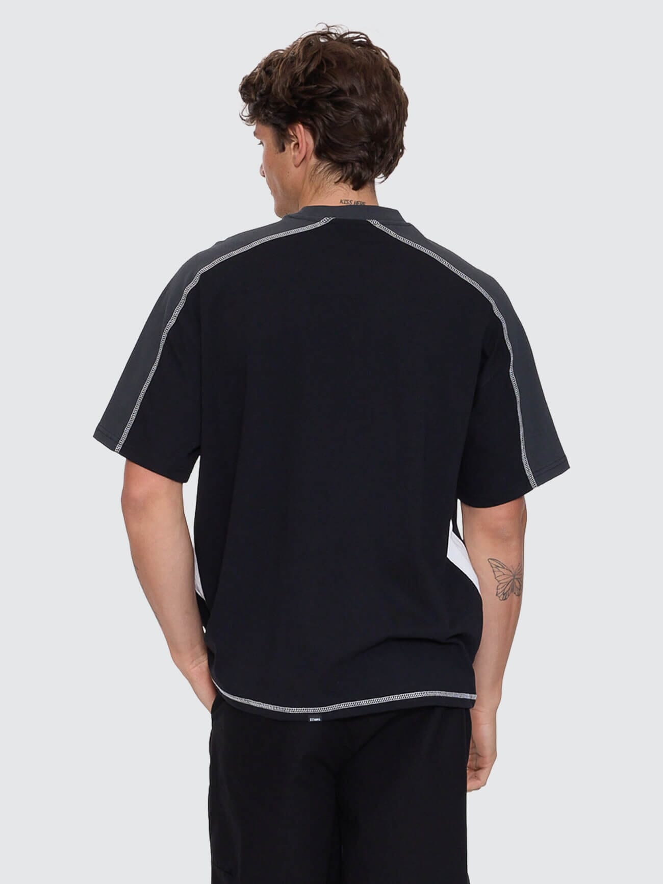 Sting Of Defeat Panel Box Fit Oversize Tee - Black XS