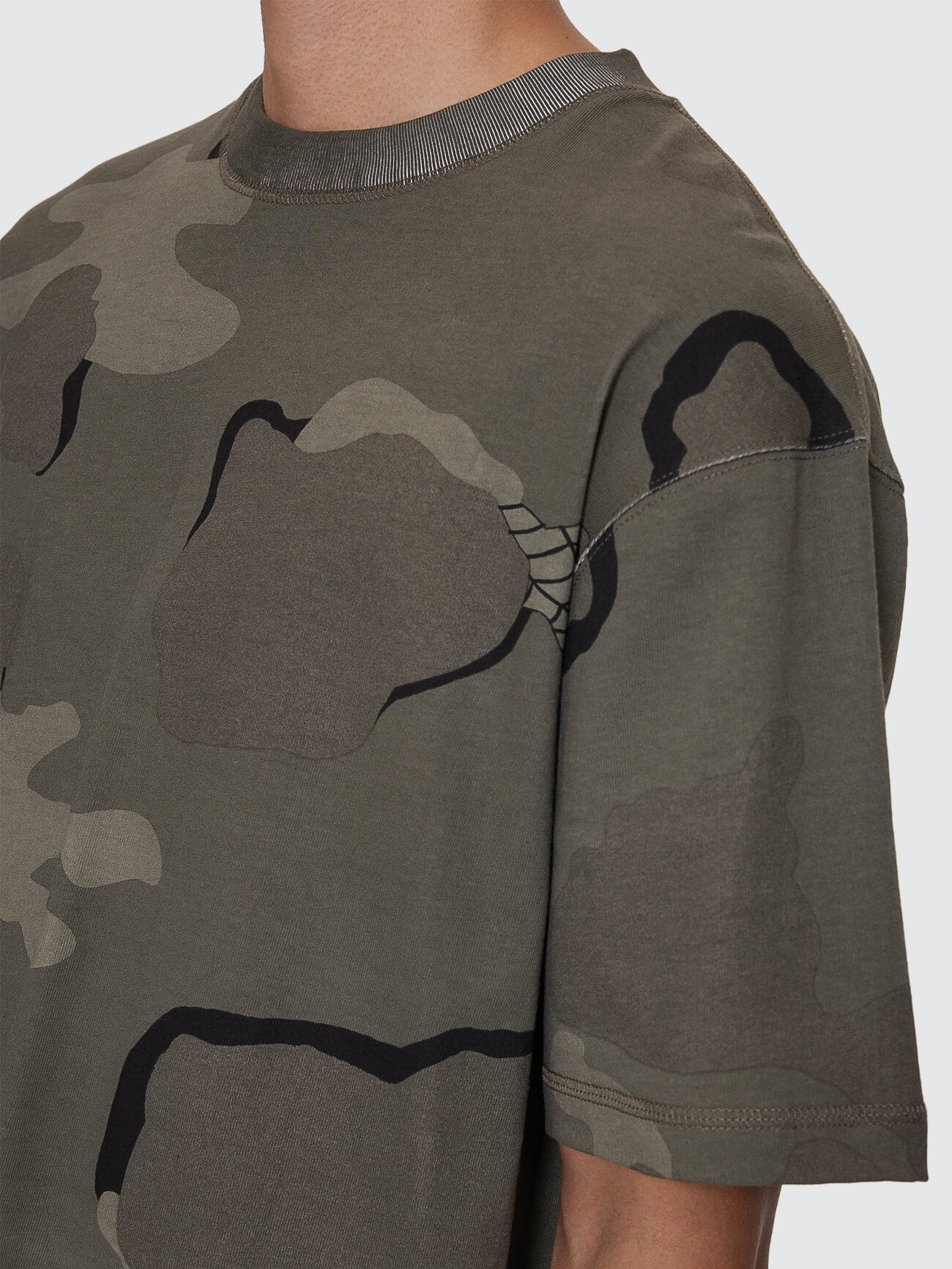 Rose Brigade Camo Box Fit Oversize Cropped Tee - Camo Web XS