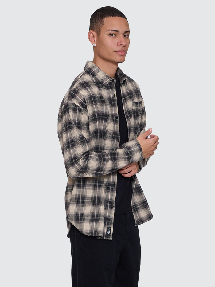 Stagger Barrio Long Sleeve Flannel Shirt - Black