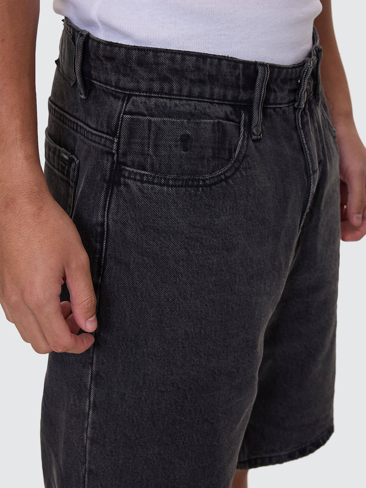 Slacker Denim Short - Aged Black 28
