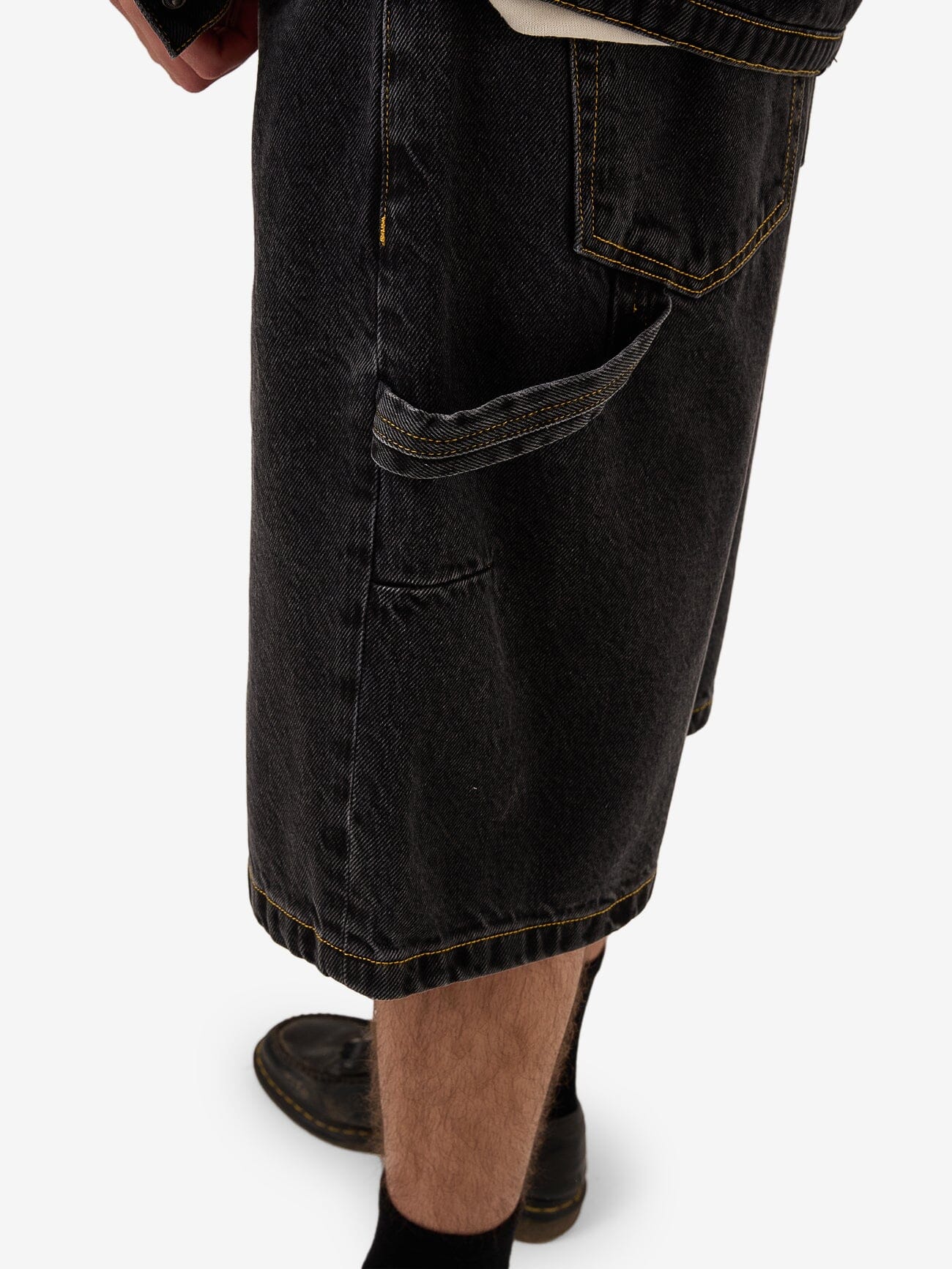 Big Slacker Denim Short - Black Bull 28