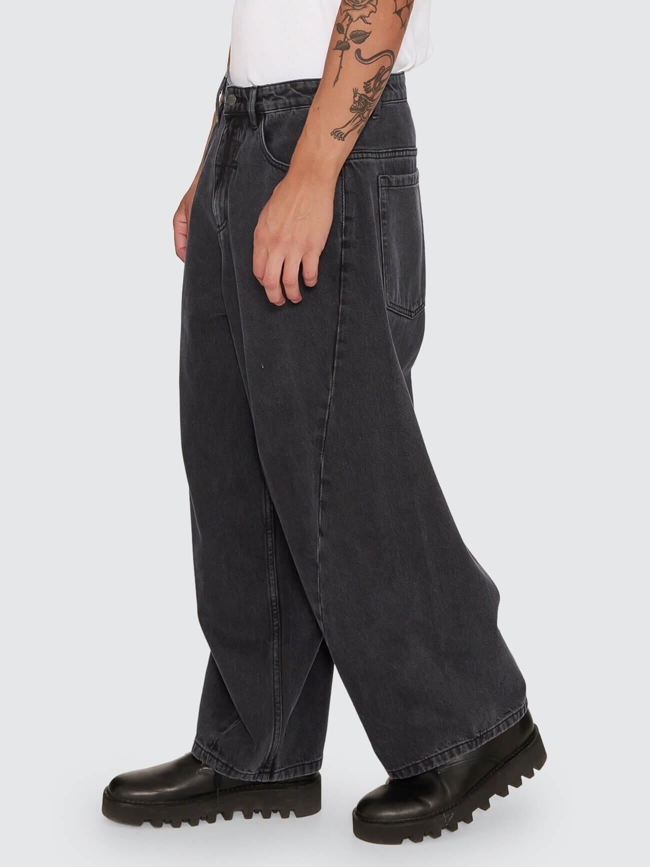 Barrel Leg Balloon Baggy Denim Jean - Dark Charcoal Black 26
