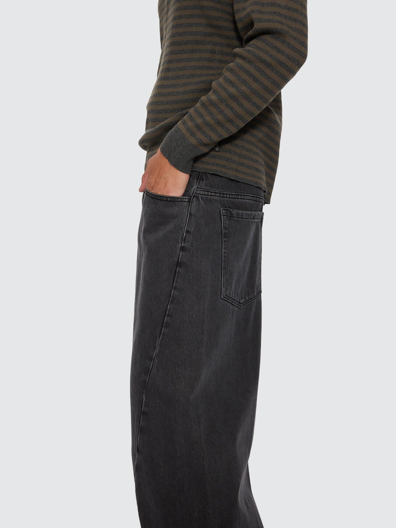 Barrel Leg Balloon Baggy Denim Jean - Dark Charcoal Black 26