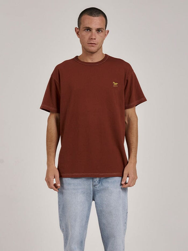 Running Free Box Fit Tee - Chimney Red