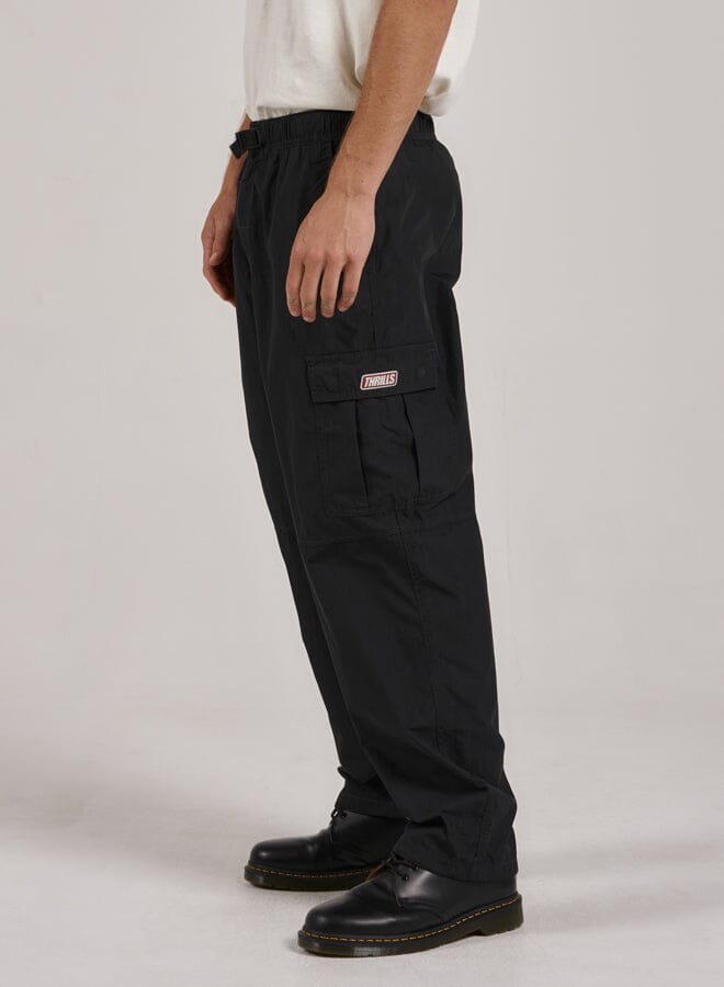 Hailey Cargo Pants in Black | böhme