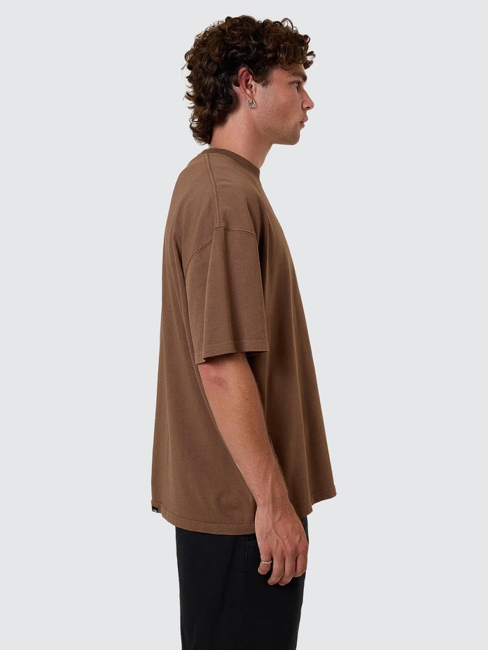 Superior Thrills Box Fit Oversize Tee - Trader Brown XS