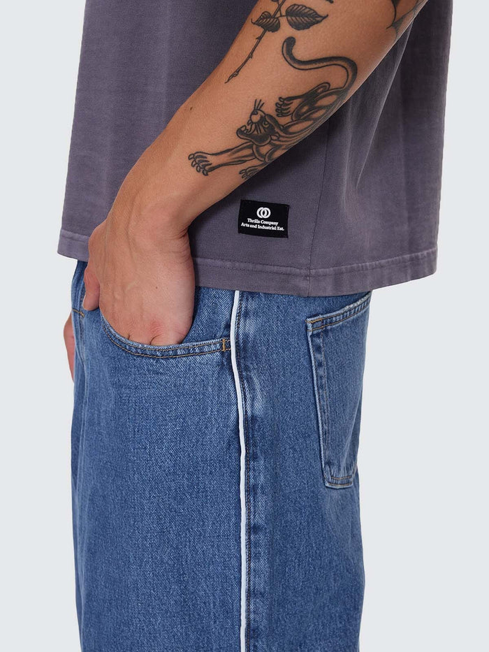 Arts & Industrial Sprayed Box Fit Oversize Cropped Tee - Ebony XS