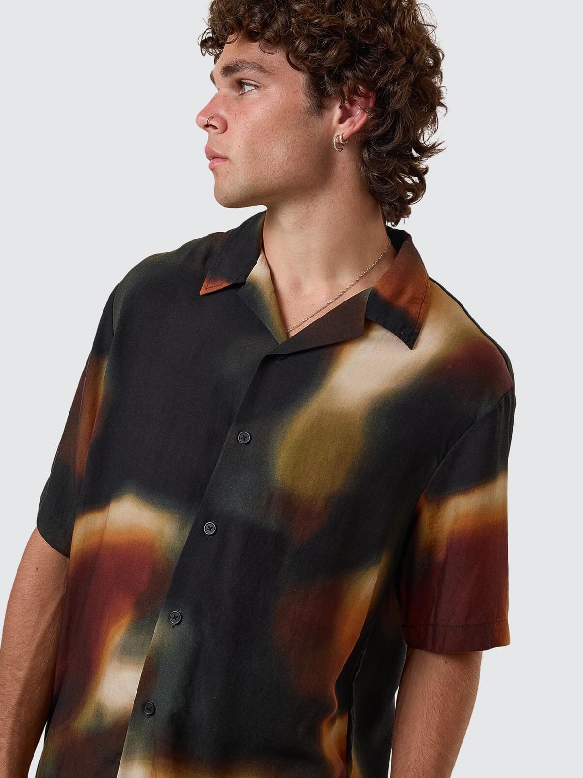 Metamorphic Daze Bowling Shirt - Black XS