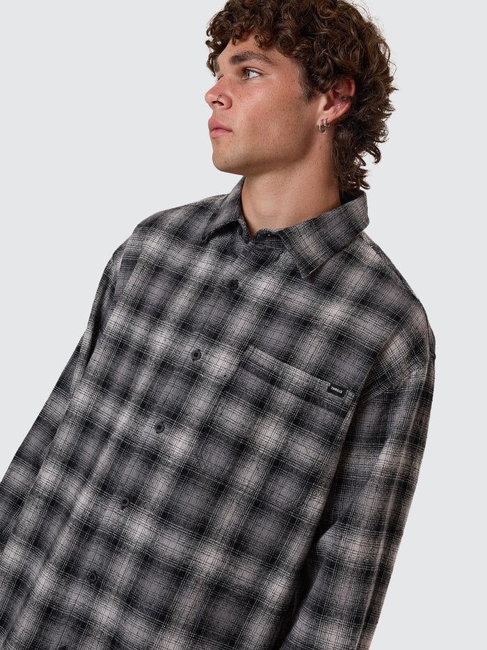 Barrio Long Sleeve Flannel Shirt - Black XS