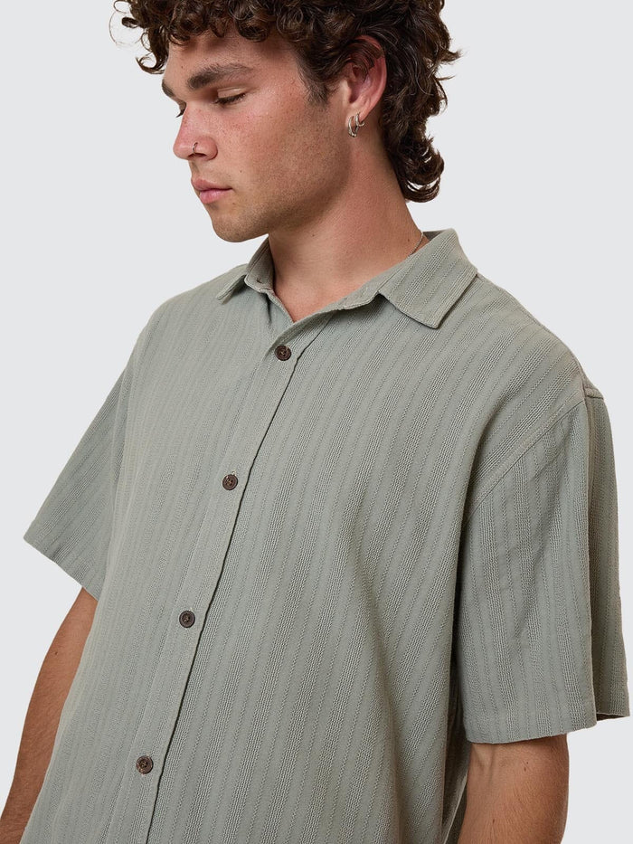 Unhinged Short Sleeve Shirt - Dirty Sage XS