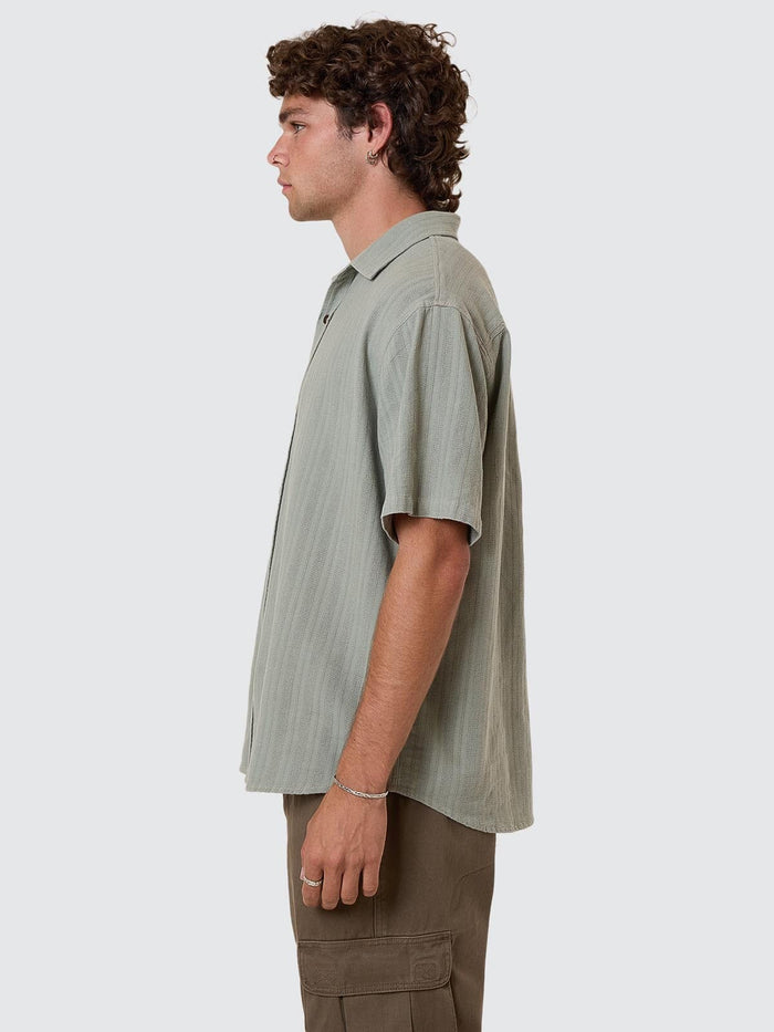 Unhinged Short Sleeve Shirt - Dirty Sage XS
