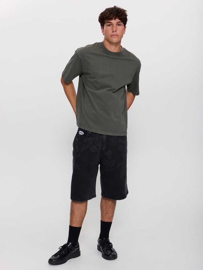 Time Will Tell Big Slacker Baggy Denim Short - Black Bull 26