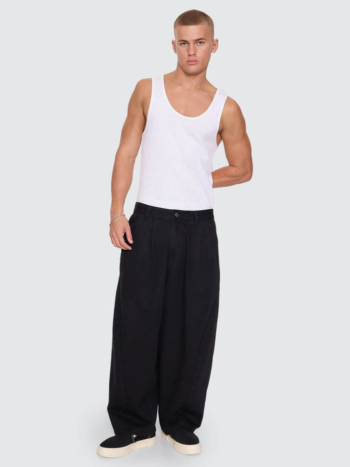Chaos Barrel Leg Balloon Baggy Pant - Black 26