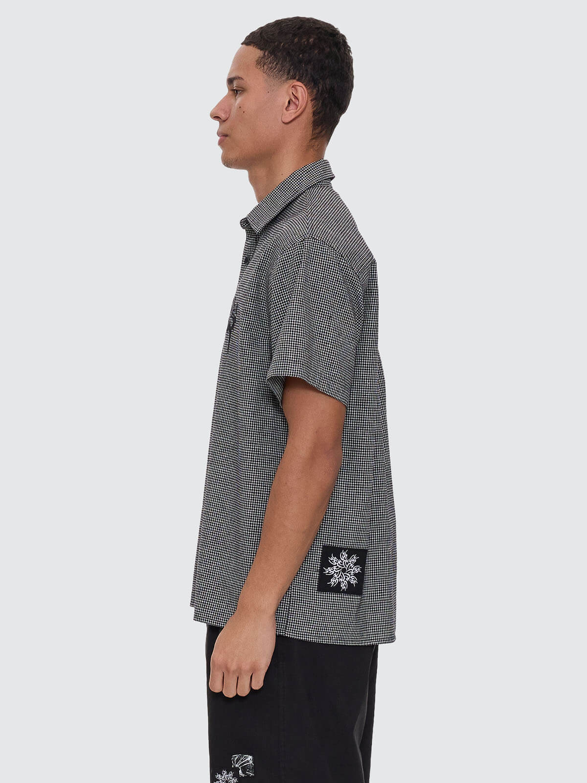 Cut & Shattered Cropped Short Sleeve Shirt - Black XS