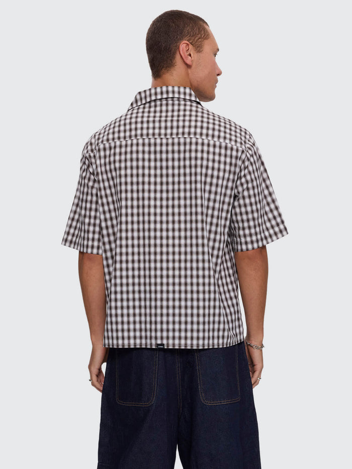 Stagger Cropped Short Sleeve Shirt - Black XS