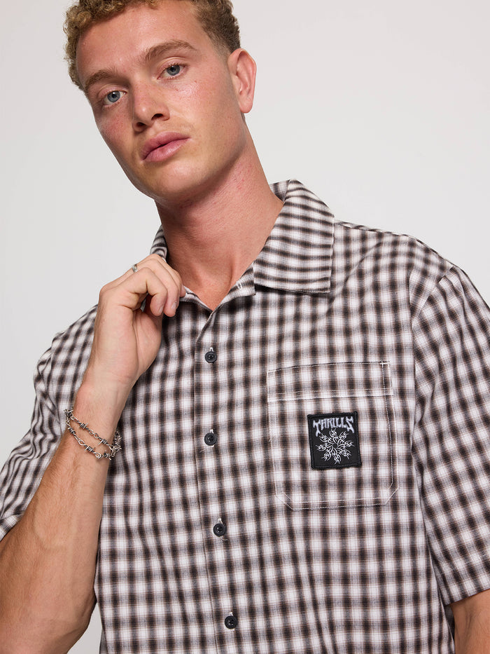 Stagger Cropped Short Sleeve Shirt - Black XS