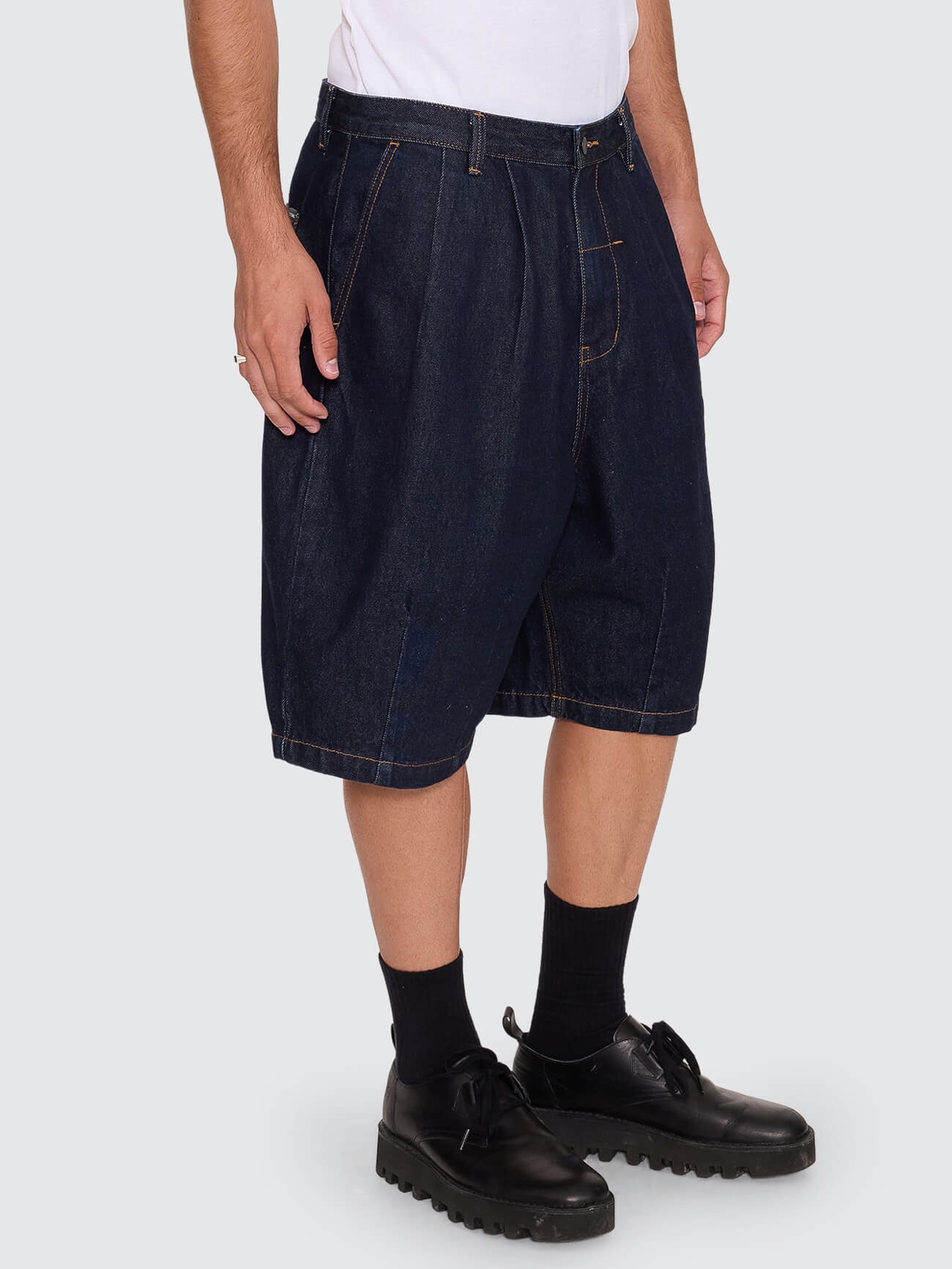Chaos Barrel Leg Denim Balloon Baggy Short - Raw Indigo 26