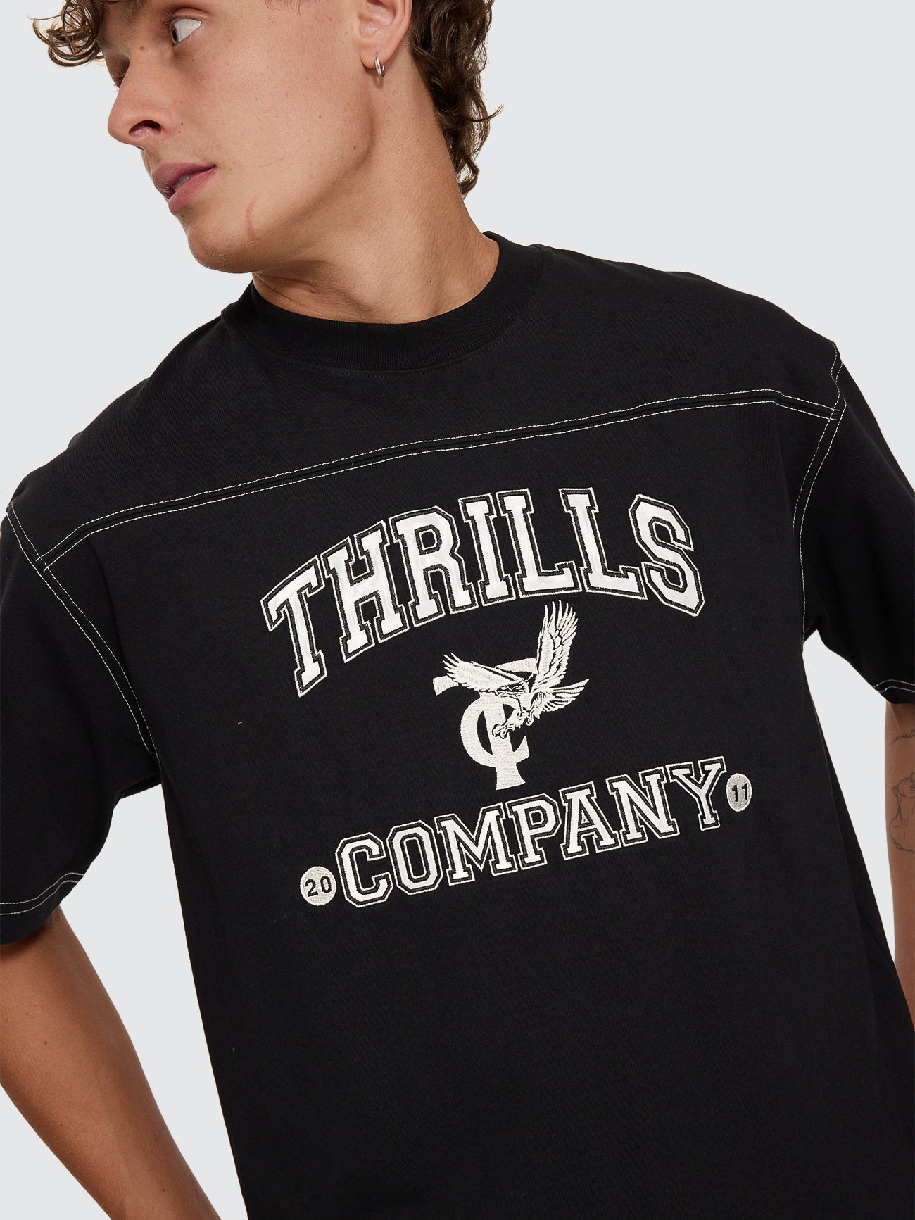 Heavy Recruitment Applique Oversize Box Crop Tee - Black