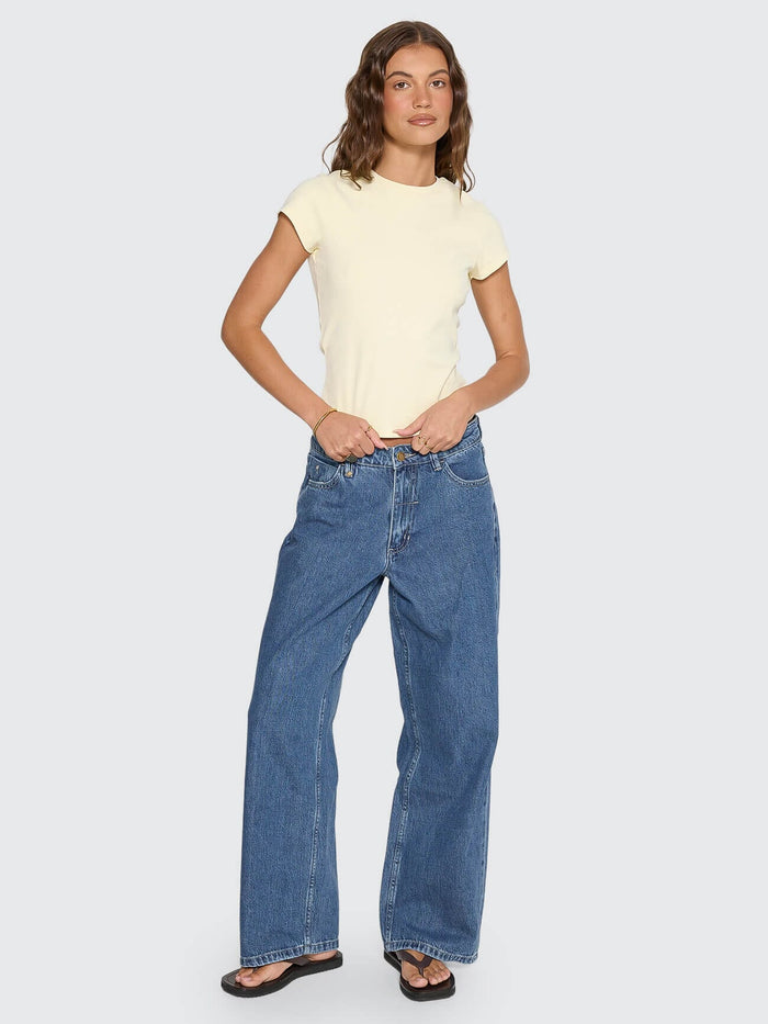 Thrills Club Tee - Butter 4