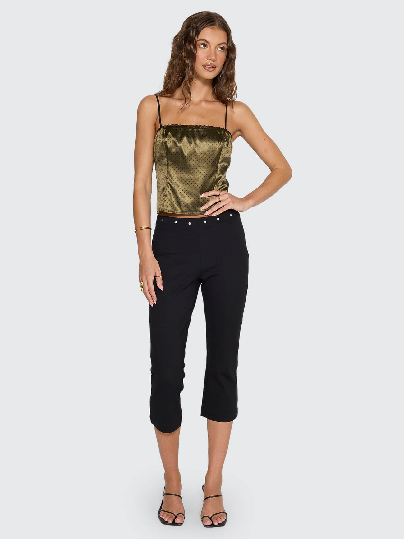 Zephyr Capri Pant - Black 4