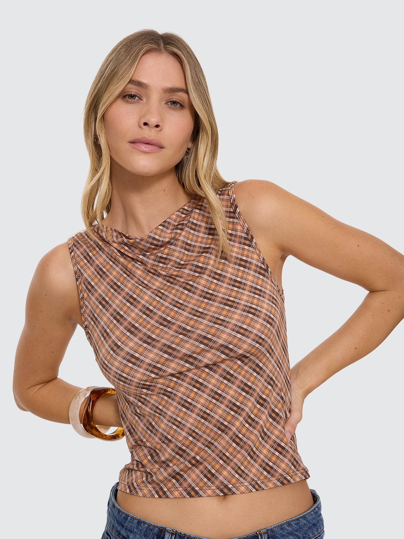 No Vacancy Tank - Cinnamon