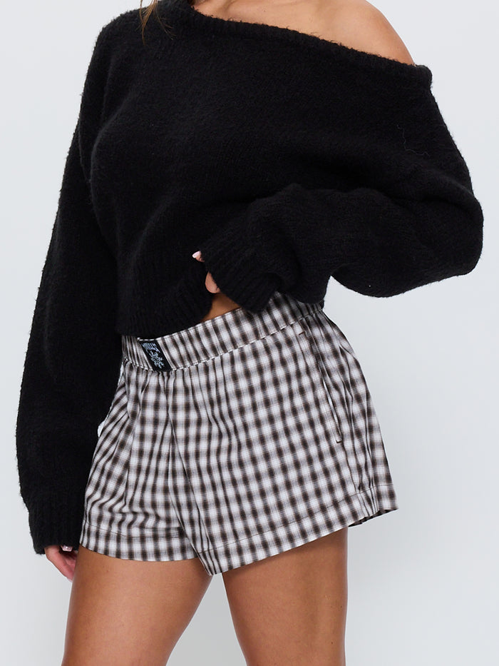 Stagger Check Short - Black