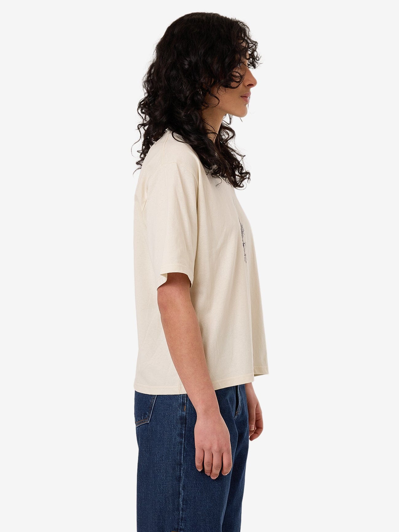 Lupin Square Tee - Heritage White 4