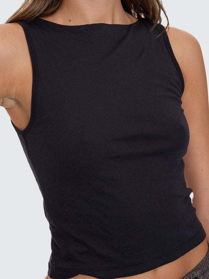 Bounty Tank - Washed Black 4
