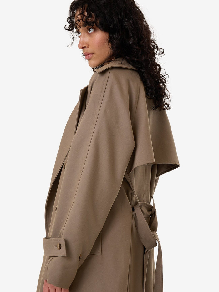 Cache Trench Coat - String 4