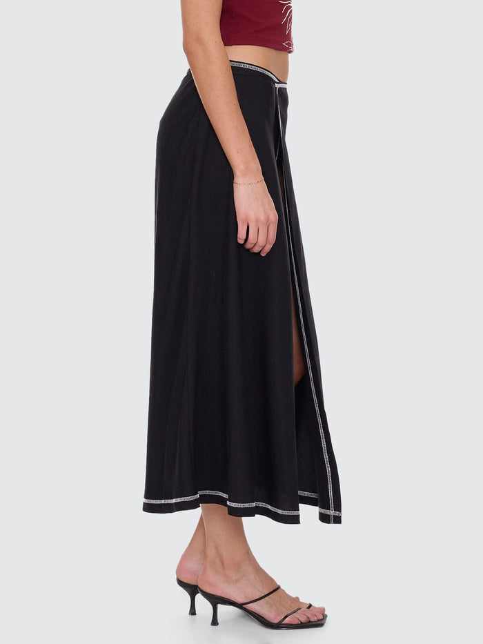 Contour Midi Skirt - Black 4