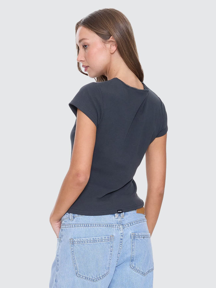 Priority Club Tee - Carbon 4