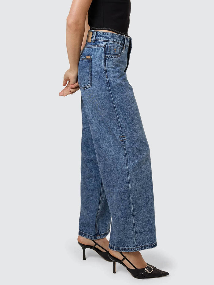 Billie Low Rise Baggy Jean - Stoned Blues