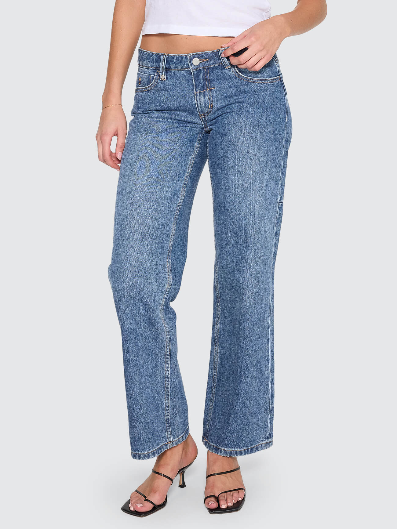 Saskia Low Rise Straight Jean - Darker Dust Blue