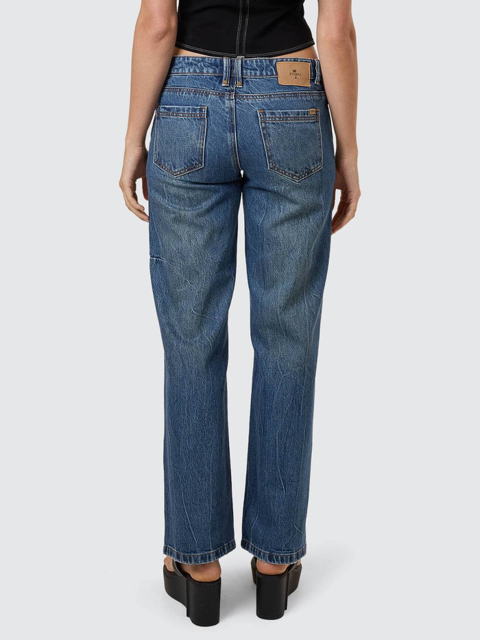 Saskia Low Rise Straight Jean - Vanish Mid Blue