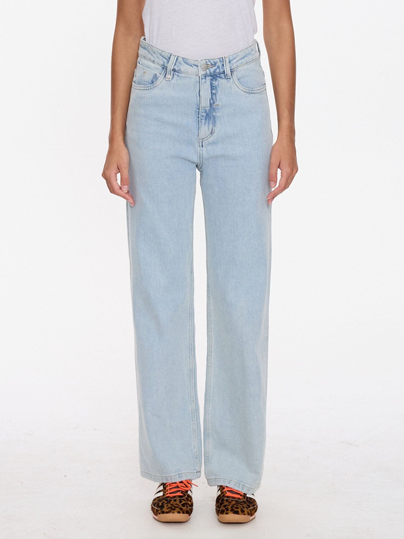 Cherry High Rise Stretch Jean - Roadhouse Blue 4
