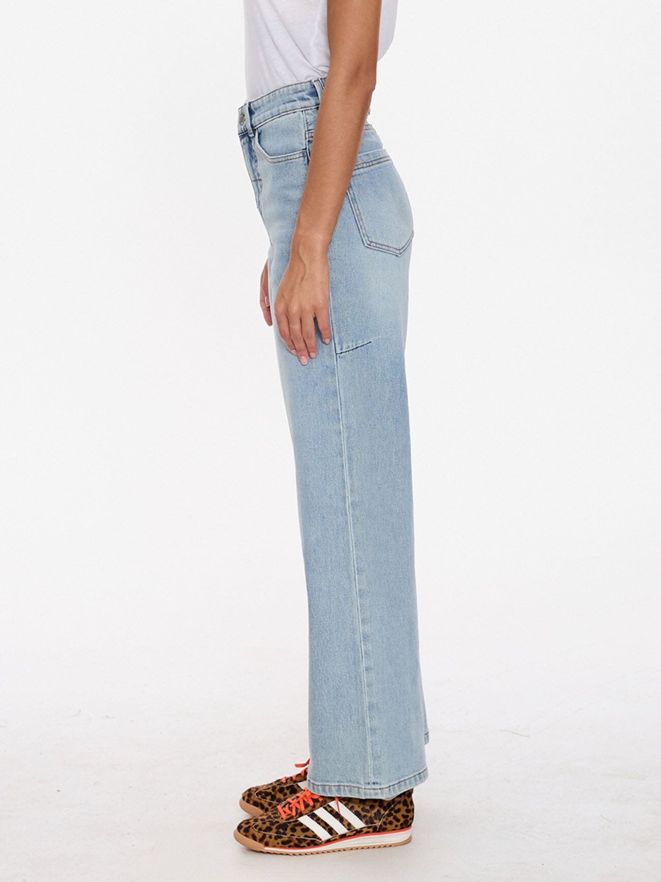 Holly High Rise Stretch Wide Jean - Aged Black 4