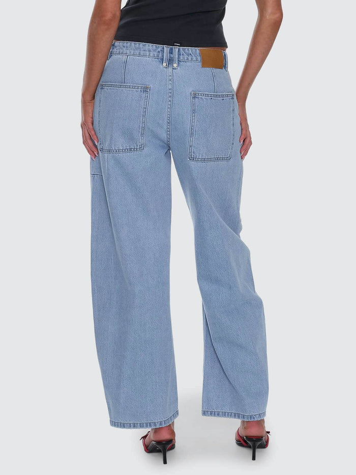 Sloane Low Rise Barrel Jean - Ageless Blue 4