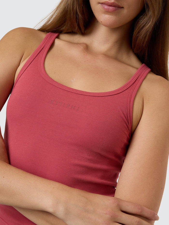 Minimal Thrills Scoop Tank - Redwood