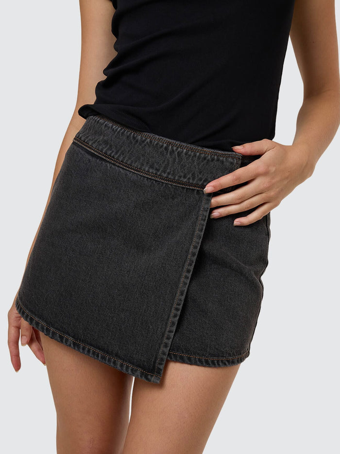 Night Shift Wrap Mini Skirt - Ash Black