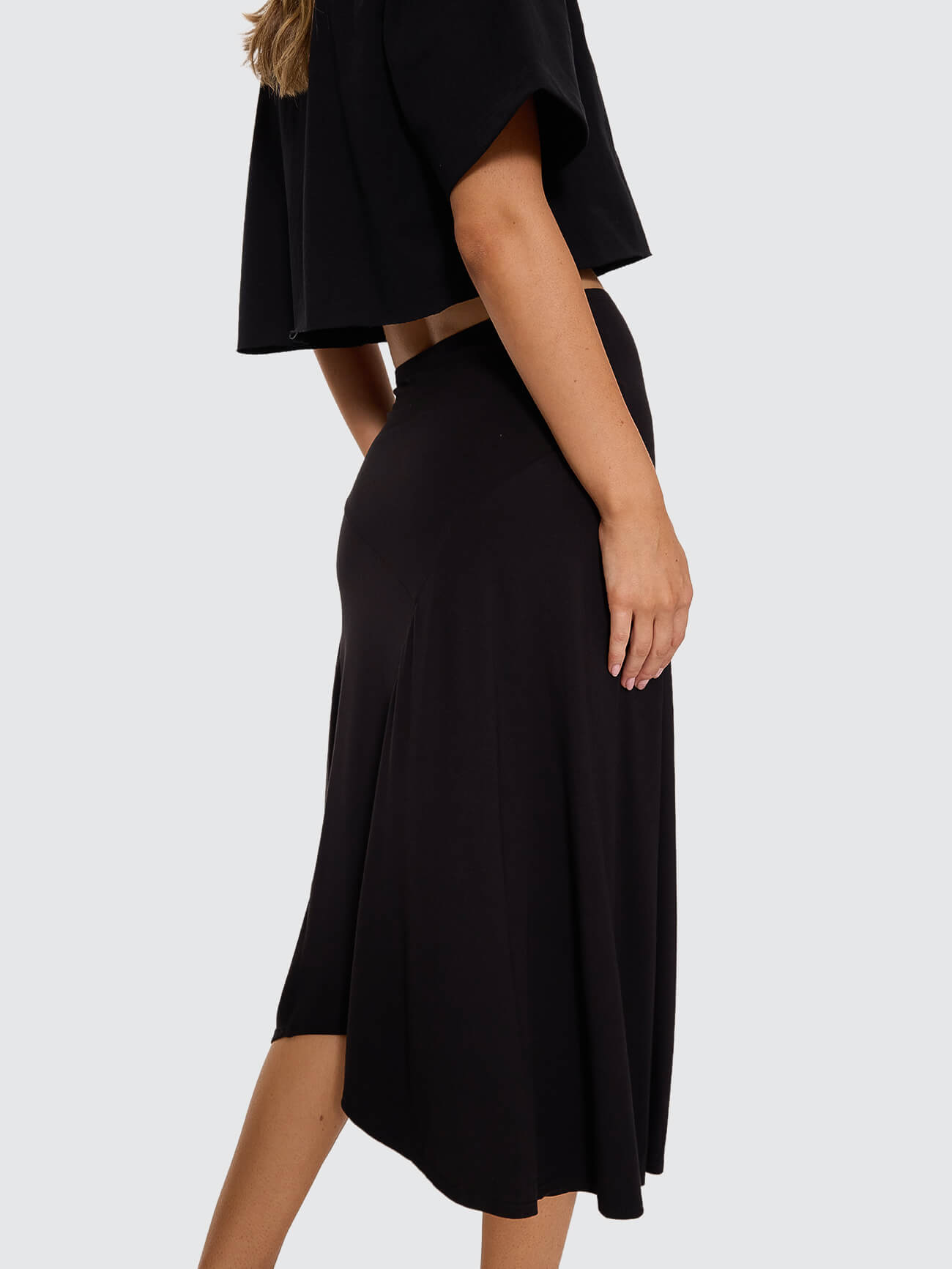 Sienna Midi Skirt - Black 4