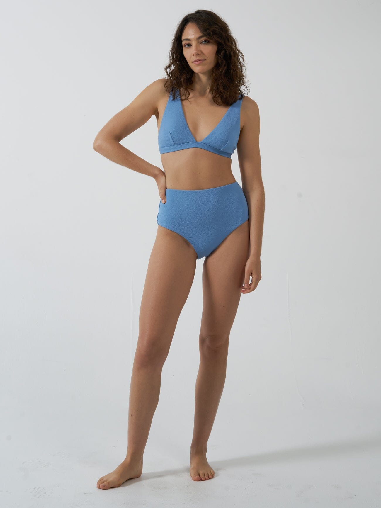 THRILLS - Adira Underwire Bikini Top - POSTAL BLUE – Twentyfivenine